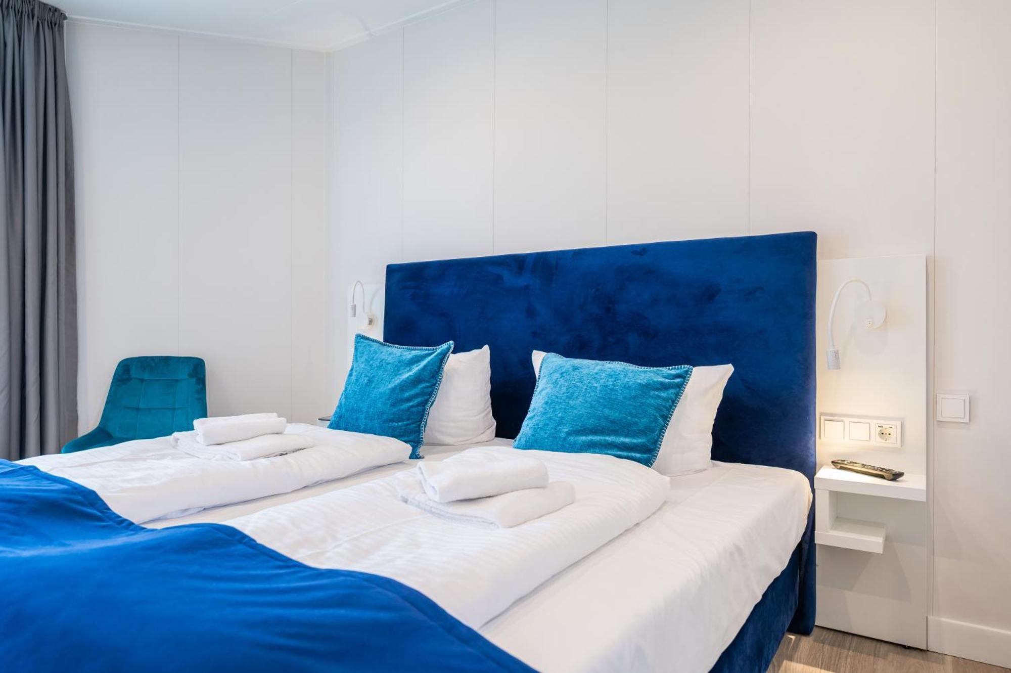 Marina Martinshafen - Lotsenhaus Hotell Neuhof  Eksteriør bilde