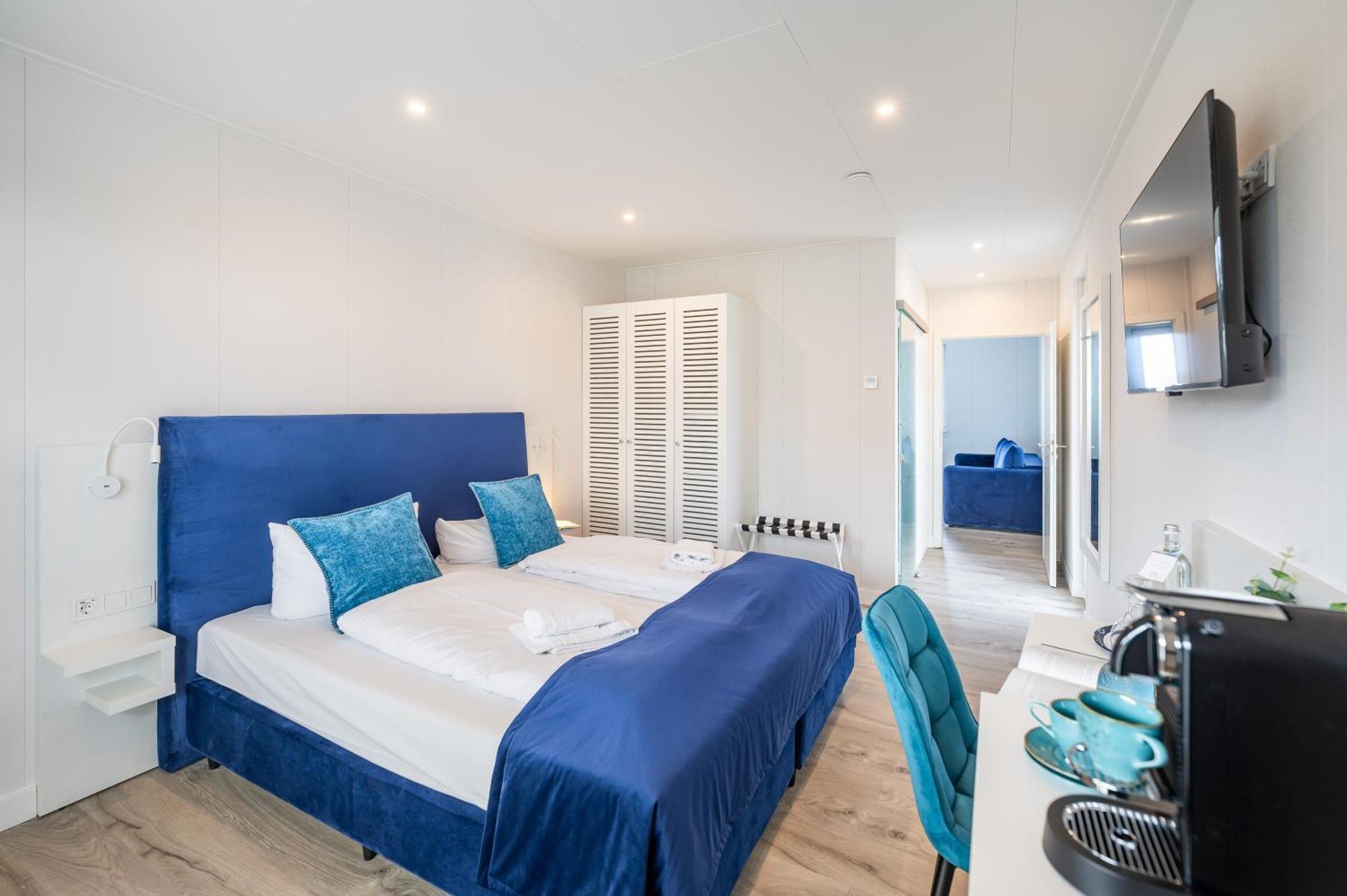 Marina Martinshafen - Lotsenhaus Hotell Neuhof  Eksteriør bilde