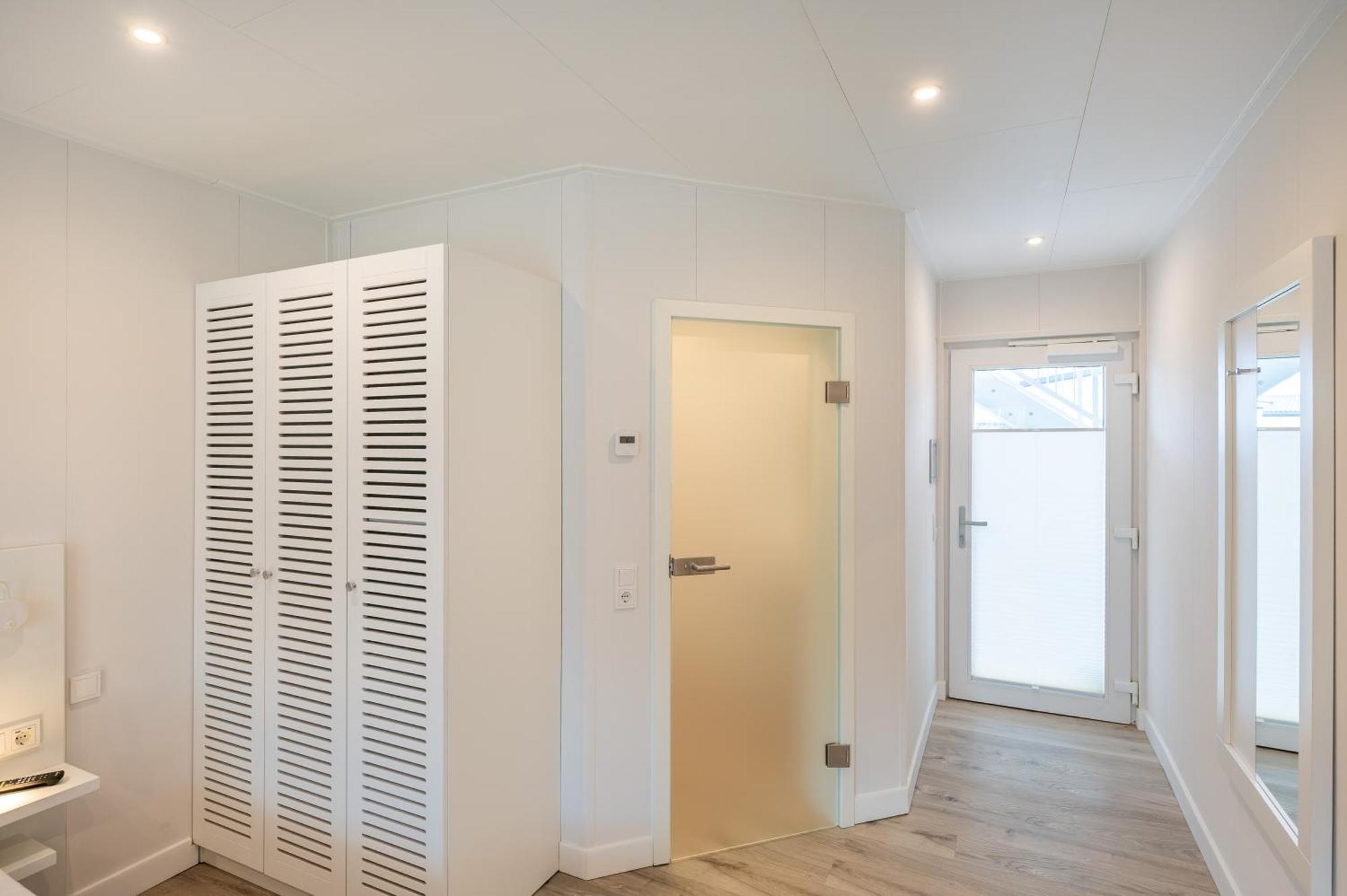 Marina Martinshafen - Lotsenhaus Hotell Neuhof  Eksteriør bilde
